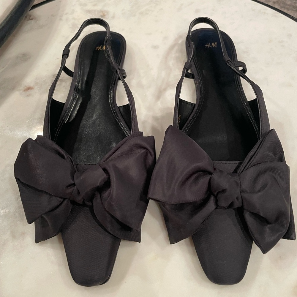 H&M Elegant Black Bow Heels